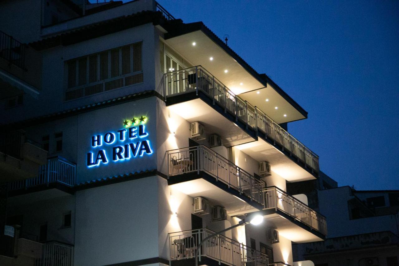 Hotel La Riva Giardini-Naxos Extérieur photo