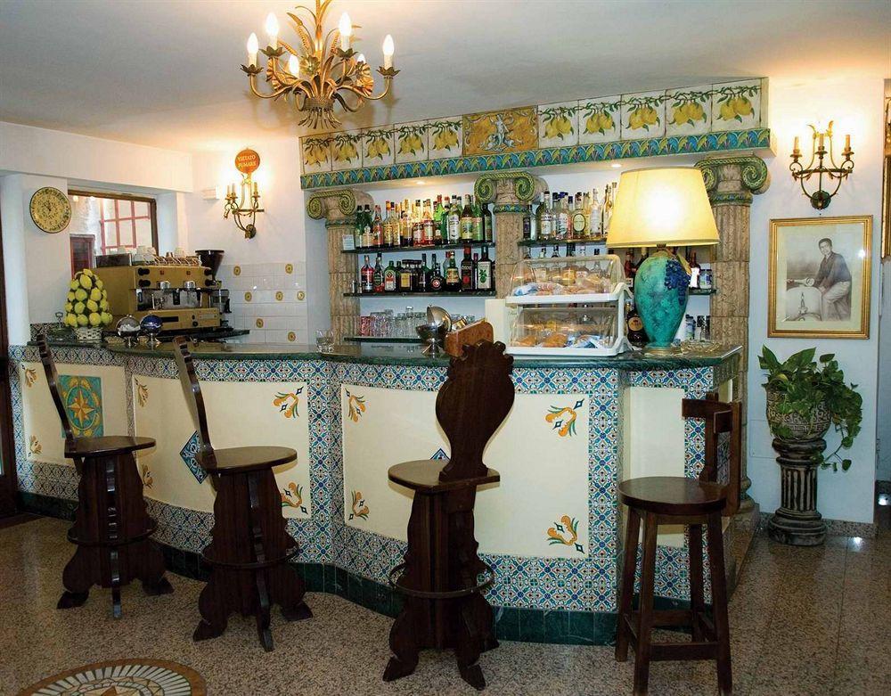Hotel La Riva Giardini-Naxos Extérieur photo