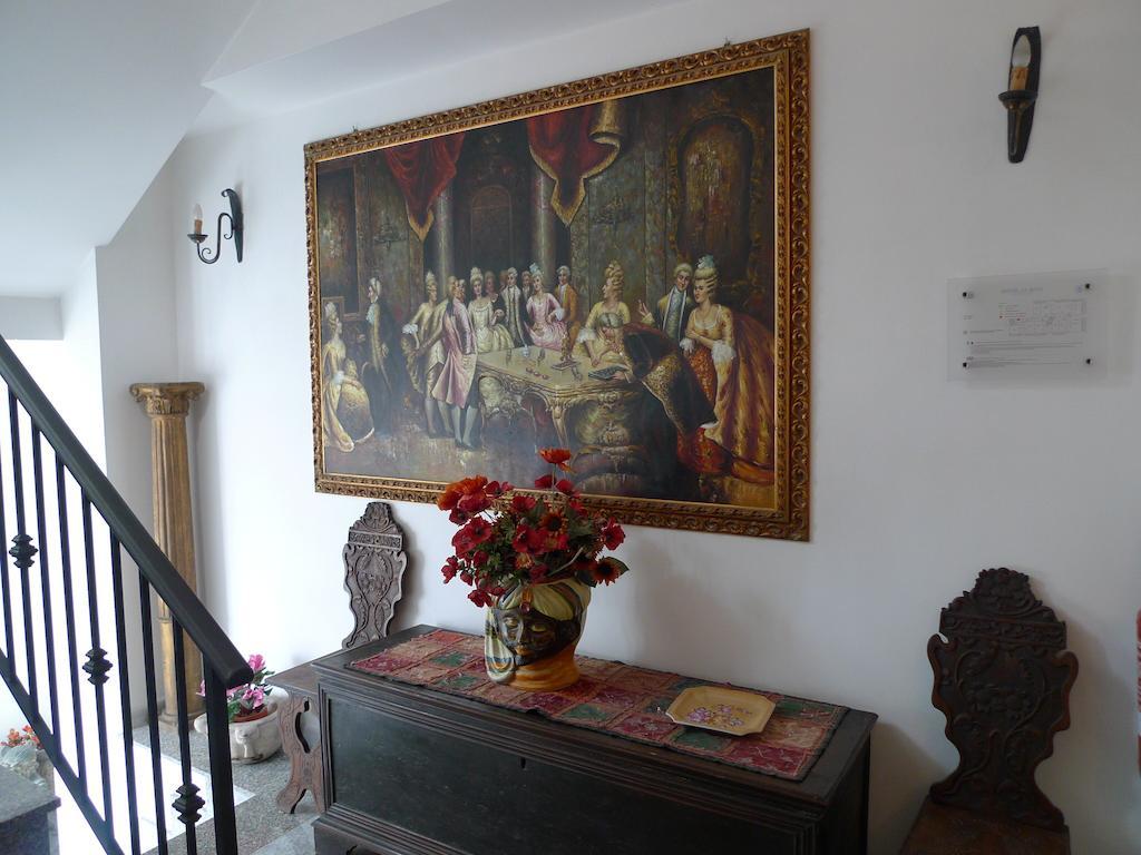 Hotel La Riva Giardini-Naxos Extérieur photo