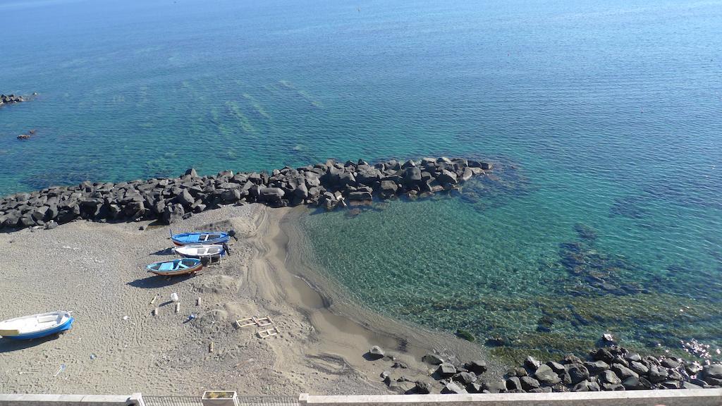 Hotel La Riva Giardini-Naxos Extérieur photo